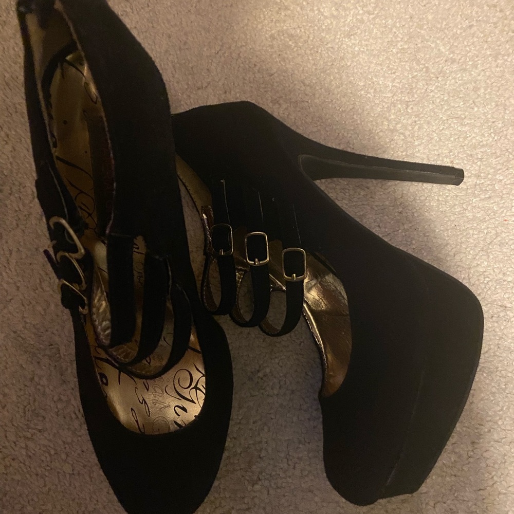Madden Girl Black Size 9 Velvet